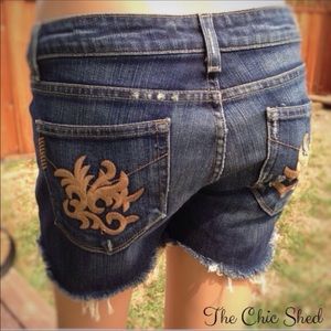 PAIGE DENIM LAUREL CANYON CUTOFFS